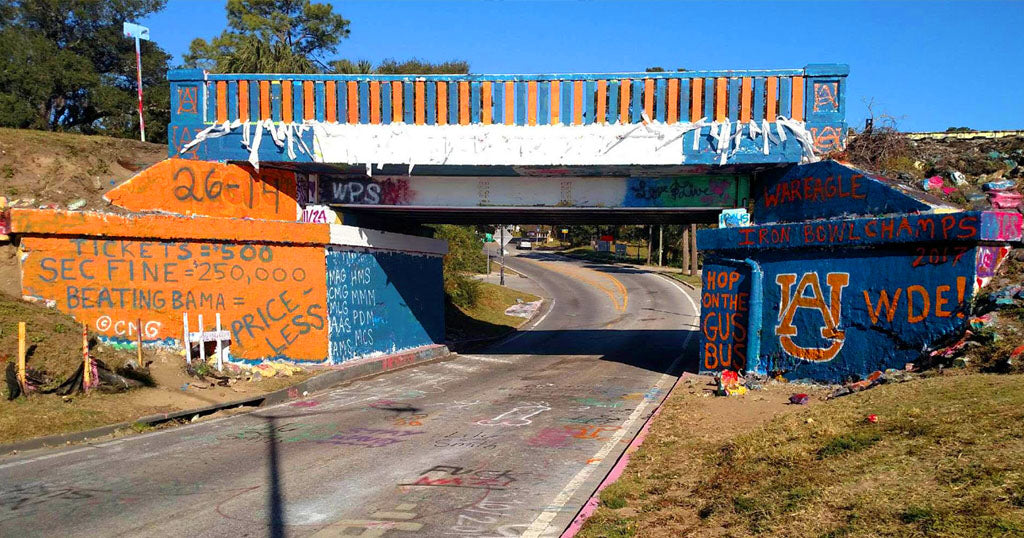 Auburn Fans roll Graffiti Bridge after 2017 Iron Bowl victory – The