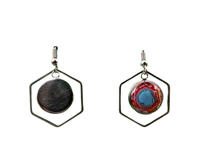 Circle dangle earrings inside hexagon